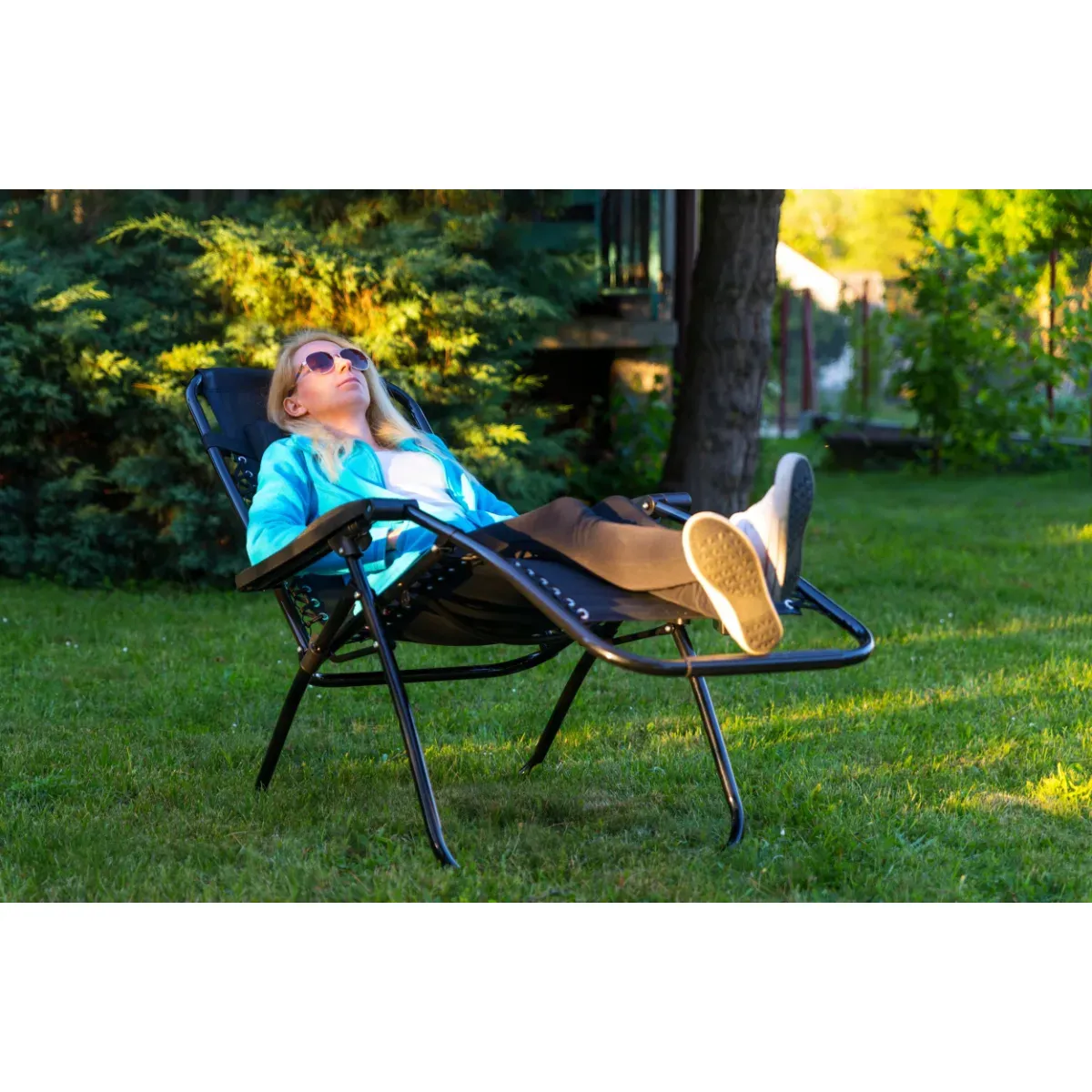 Marie Holubová - Velmi pohodlný, výborný materiál, snadná údržba a odolný! Stojí za ty peníze.