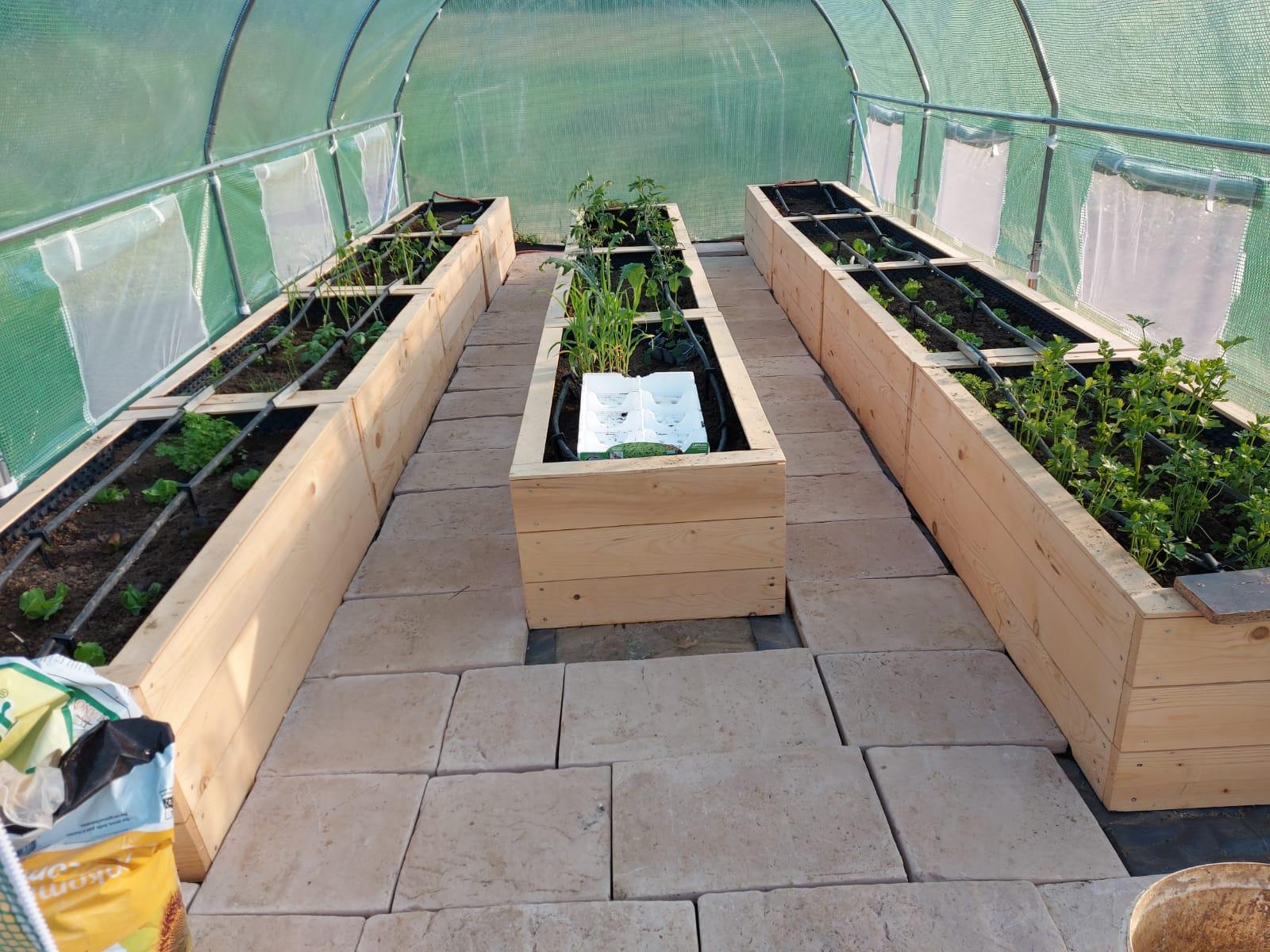 Radovan Vávra - Koupil jsem 3 × 6 m a jsem velmi spokojen. Kvalitní skleník za opravdu výhodnou cenu. Všem bych doporučil nákup!