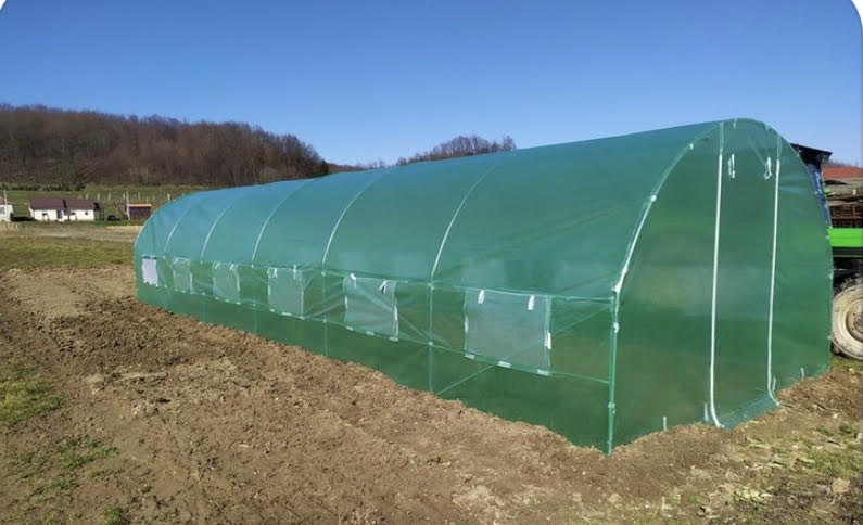 Michal Urban - Velmi dobrý návod k sestavení, celá konstrukce je označena čísly. Postavili jsme bez problémů. Skvělý nákup.