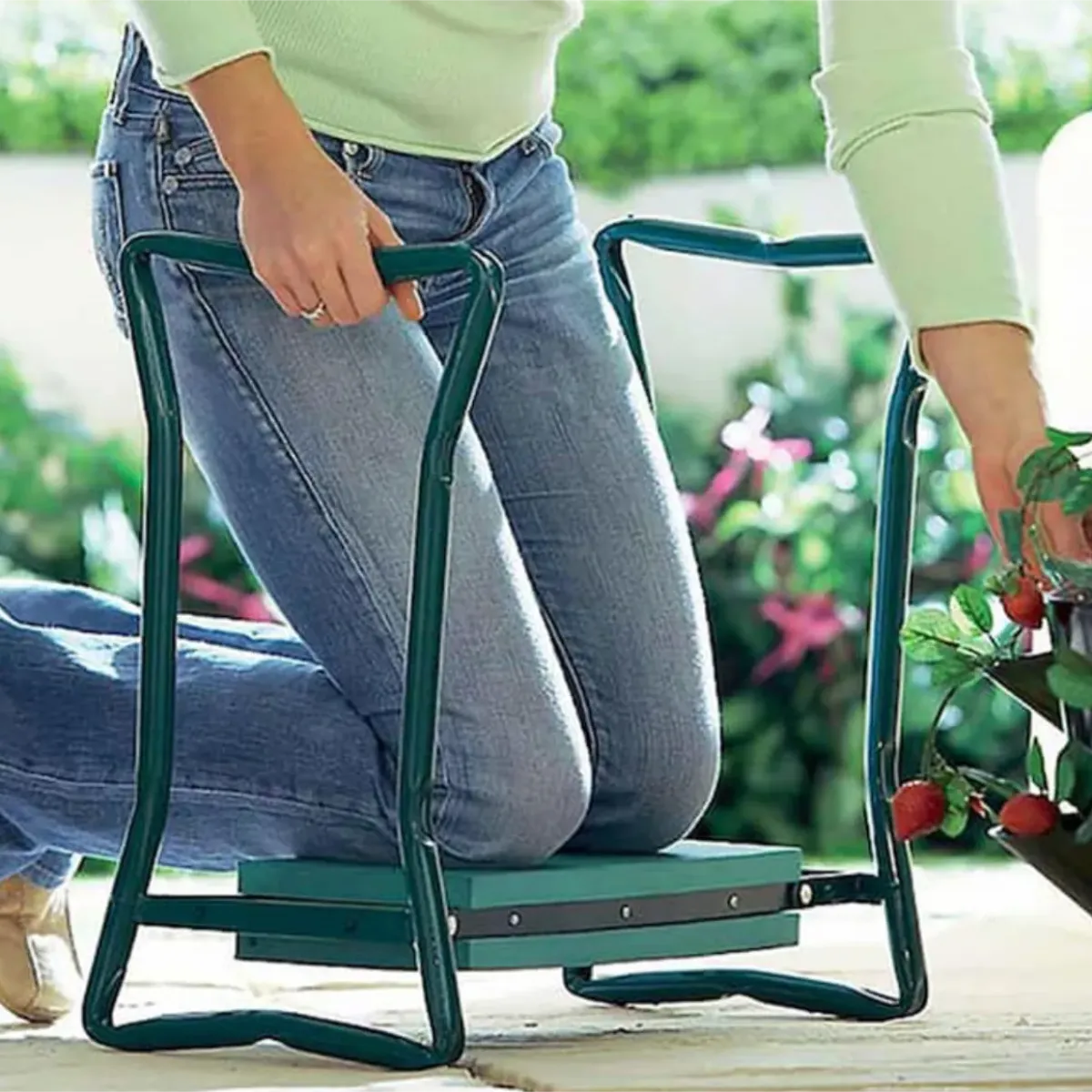 Zahradní stolička – klekátko 3 v 1 s organizérem